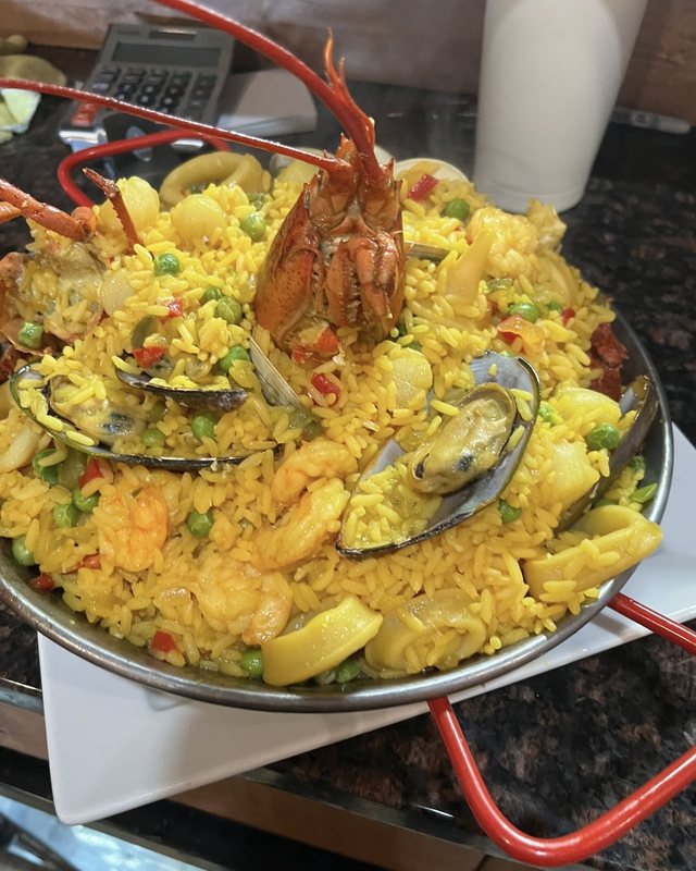 Seafood paella with lobster at Churrasqueira Ribatejo